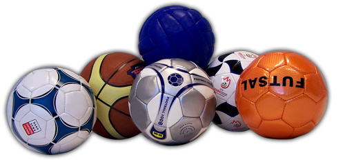 voetballen met eigen logo bedrukt